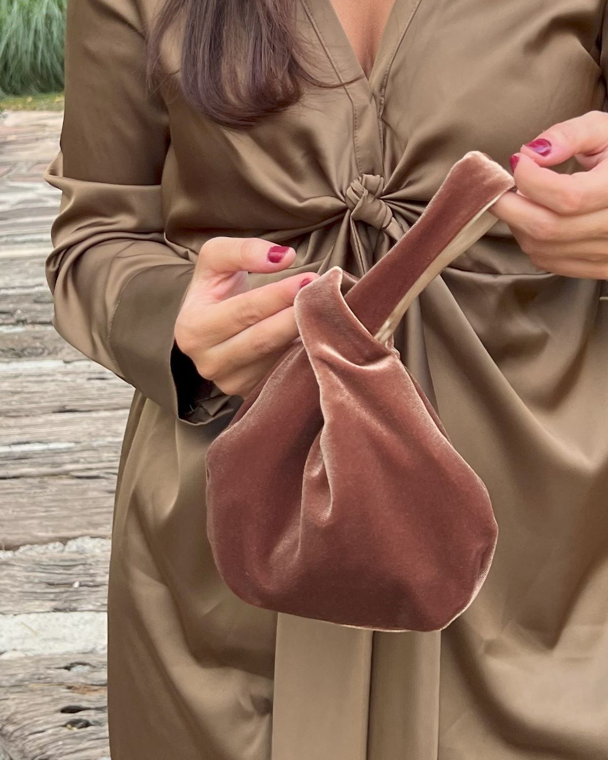 Ocher velvet handbag