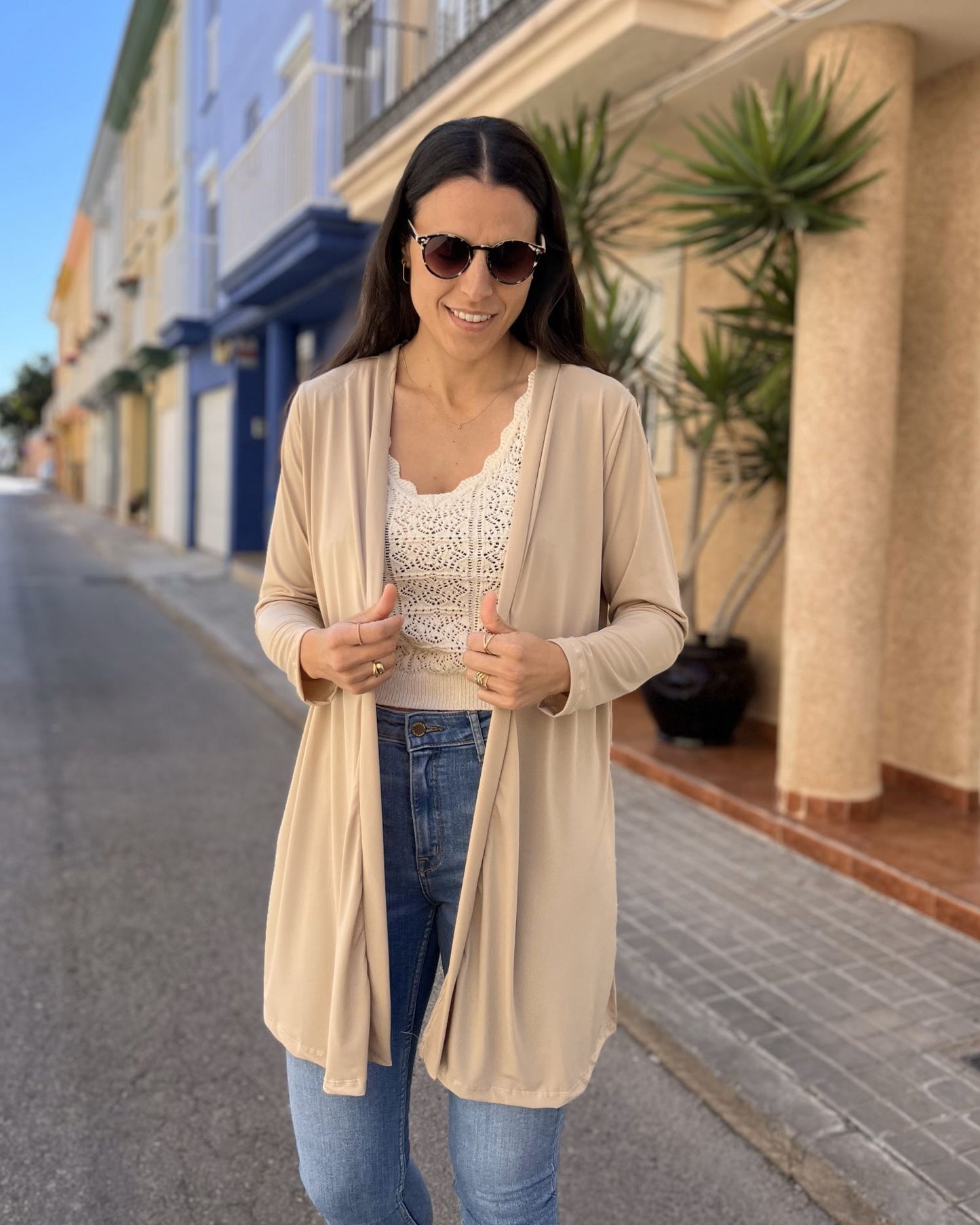 Packable long black jacket