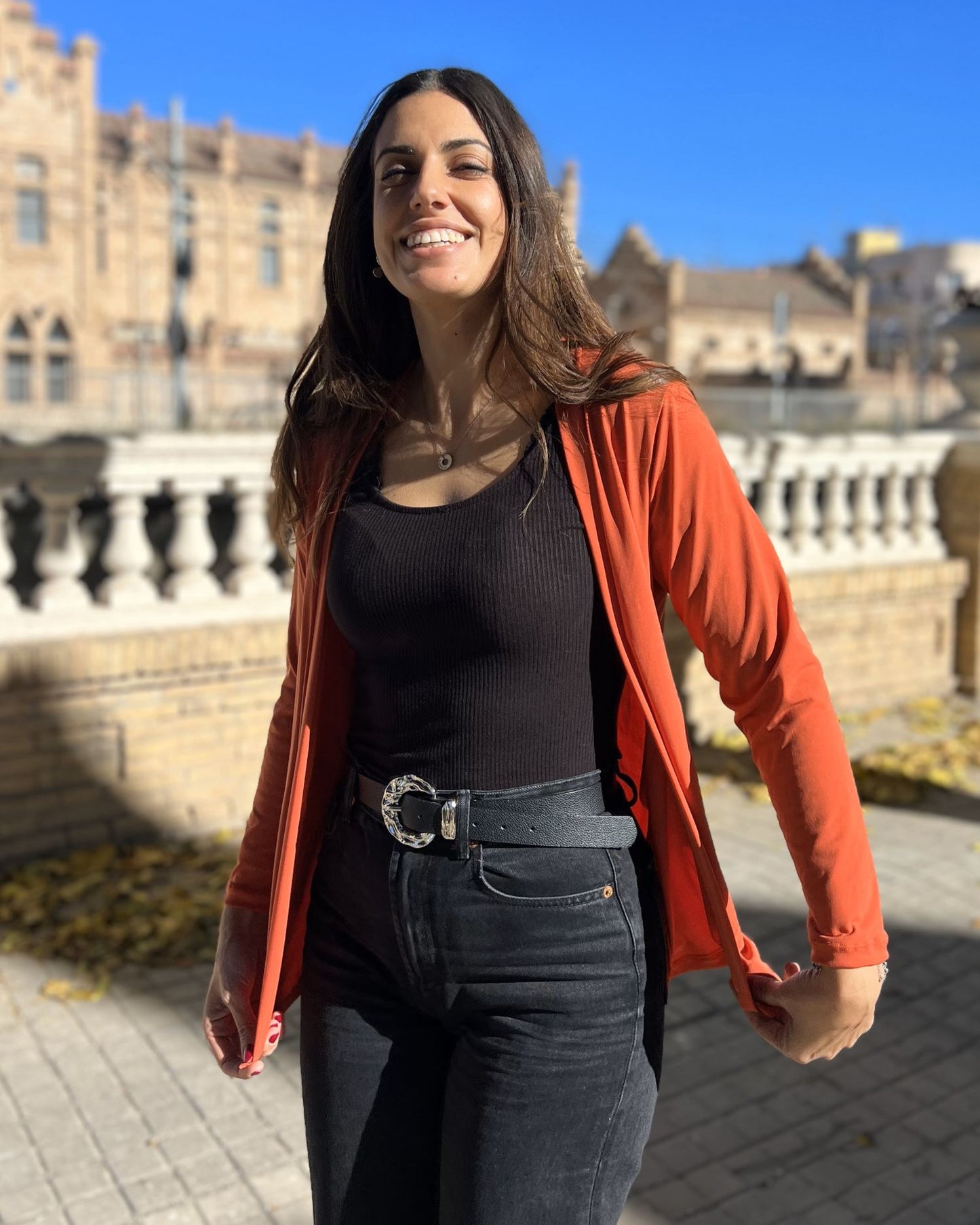 Foldable wine cardigan