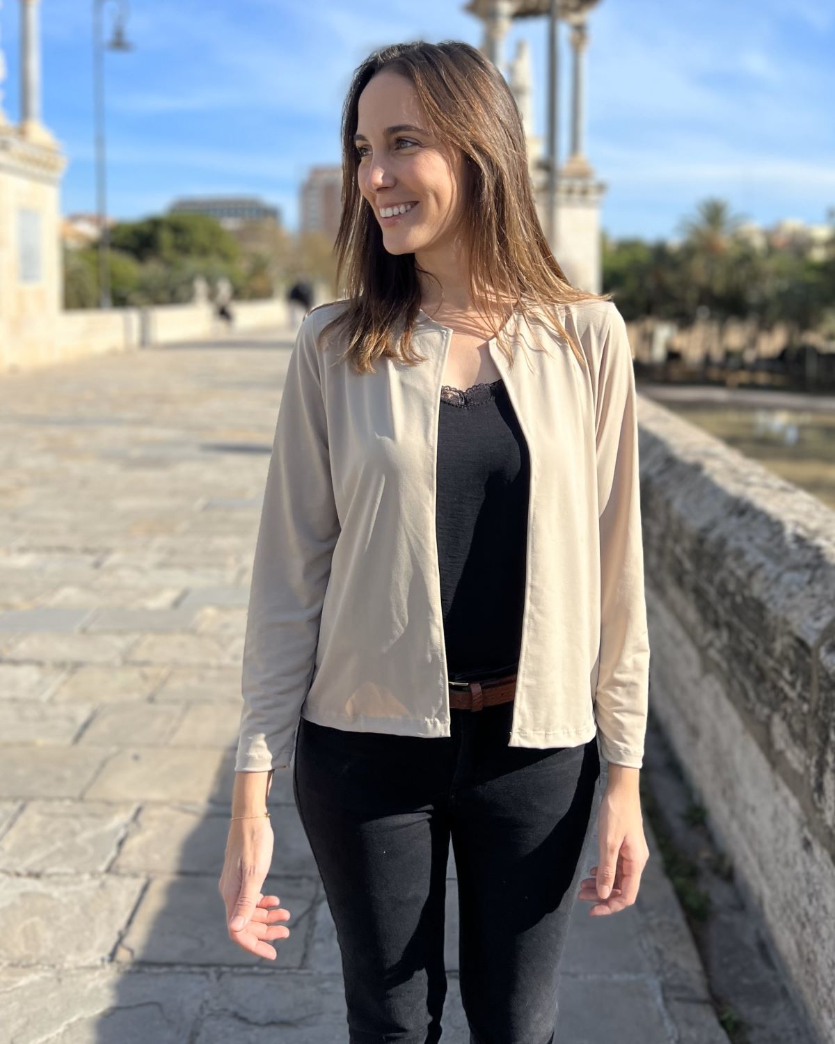 Packable white jacket