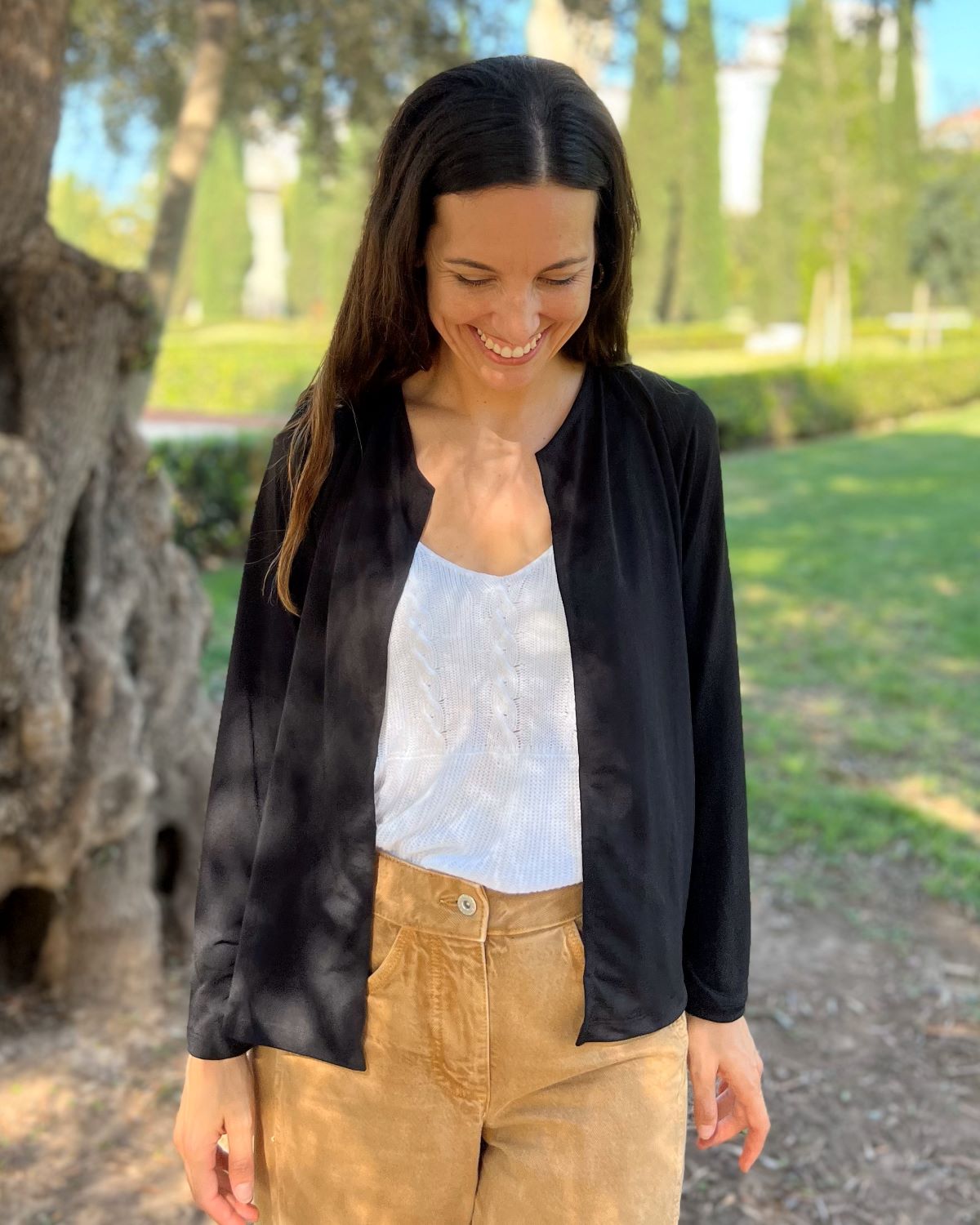 Packable black jacket