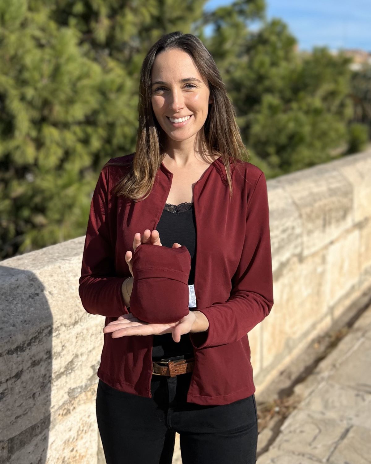 Packable wine jacket