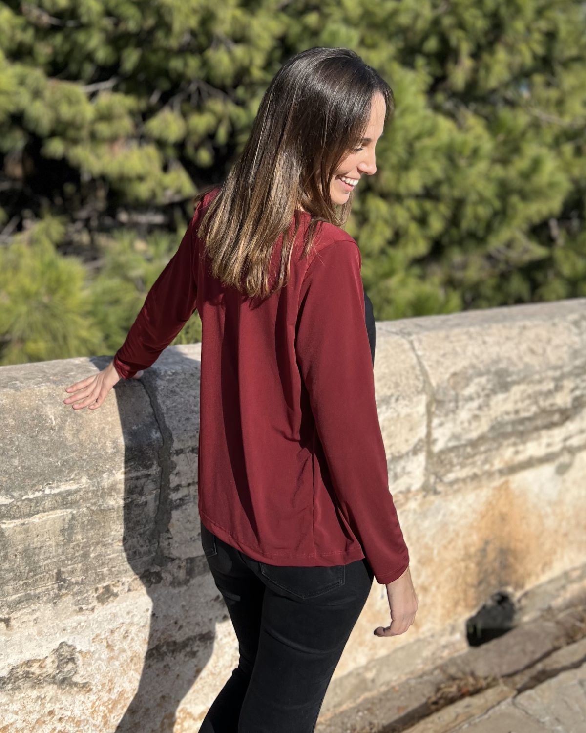 Packable wine jacket