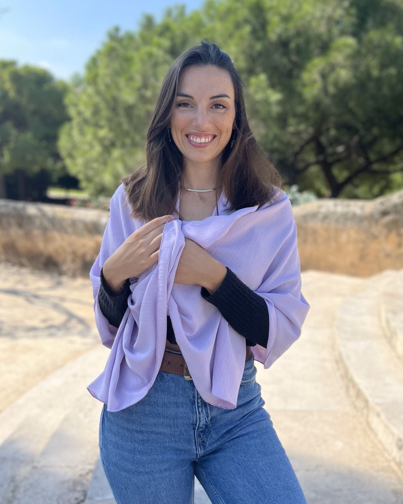 Foldable lilac scarf