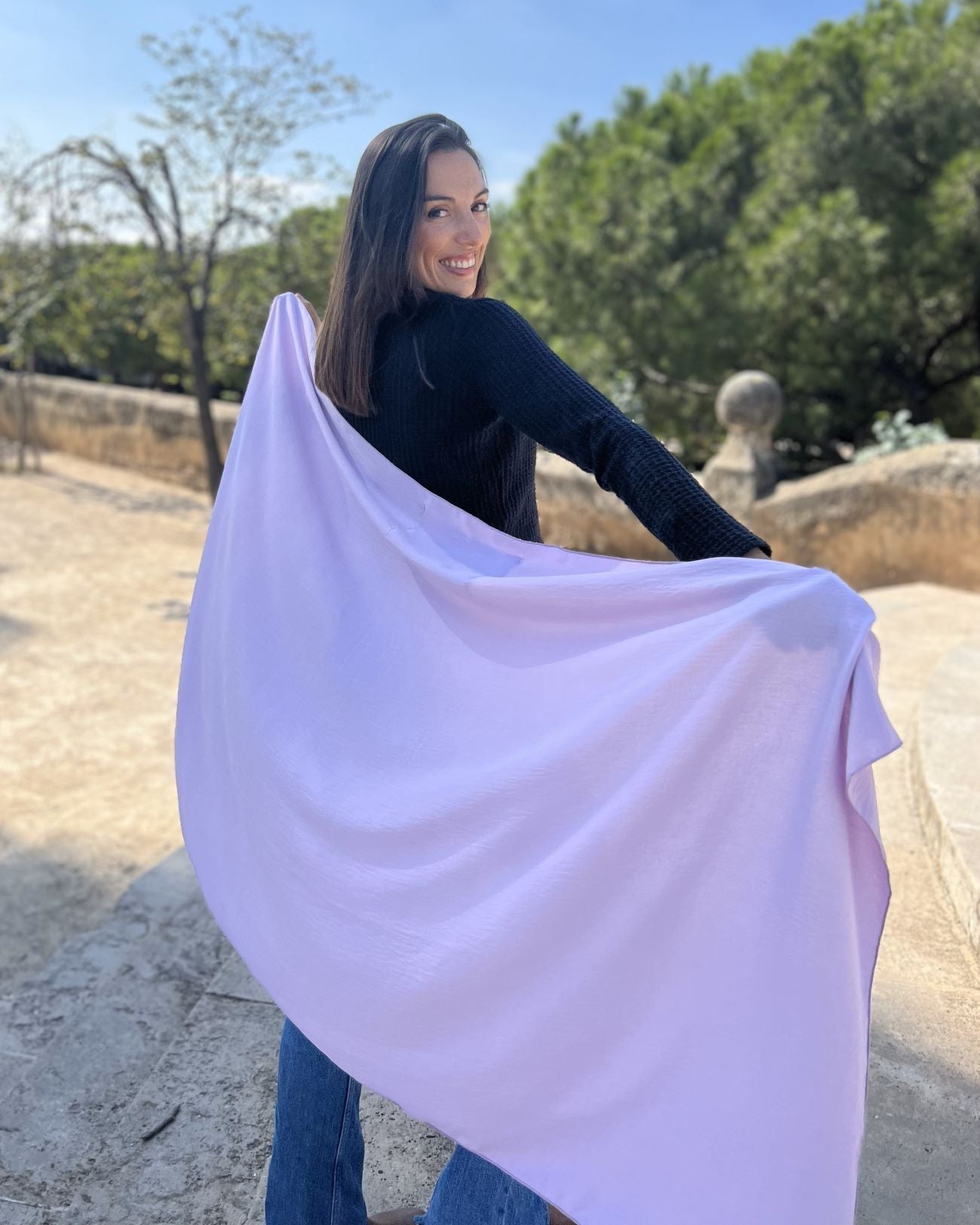 Foldable lilac scarf