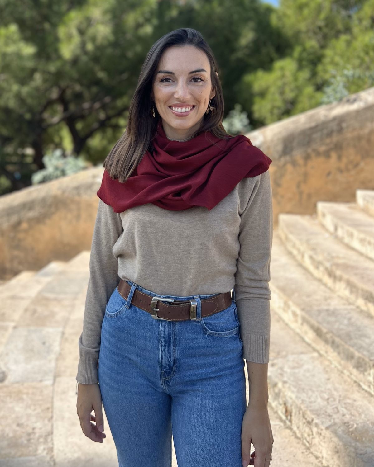 Foldable wine scarf