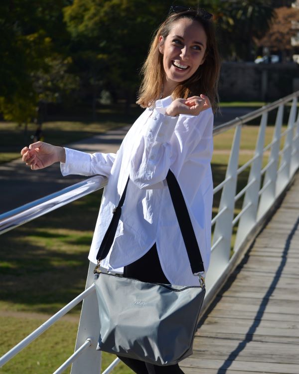 Foldable gray bag without strap