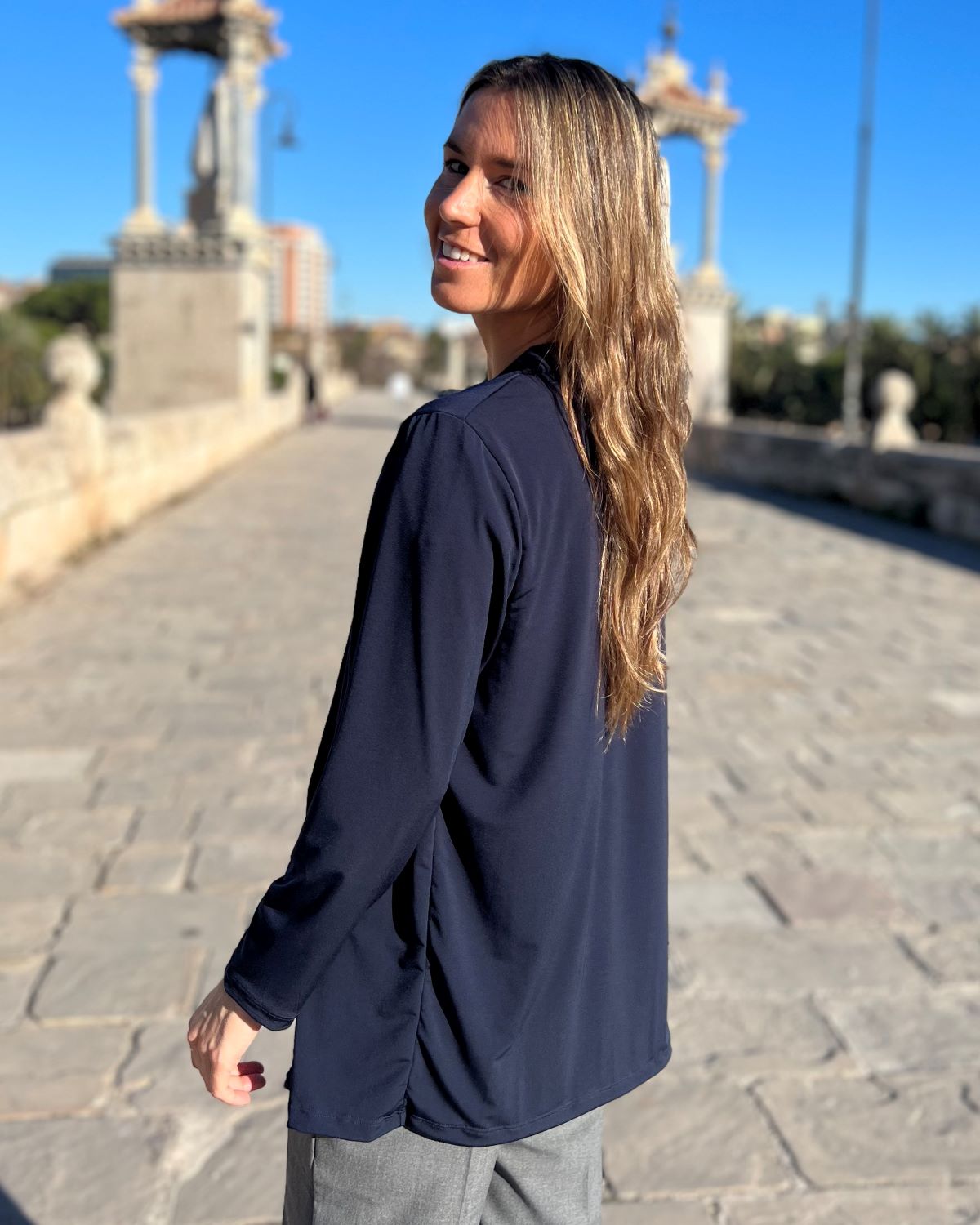 foldable navy cardigan