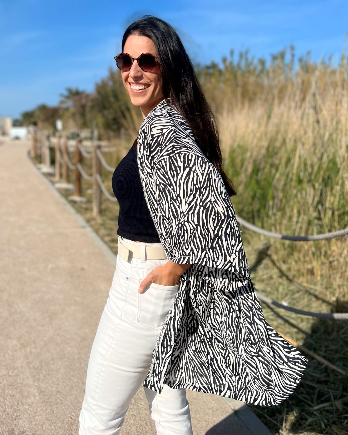 Foldable Gray Floral Kimono