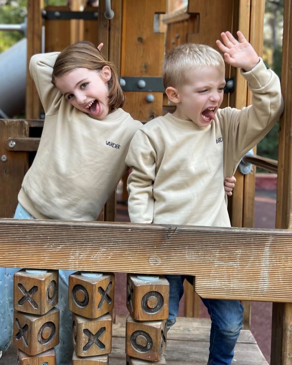 Beige KIDS backpack sweatshirt