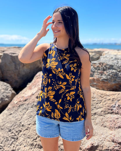 Camiseta + Cárdigan largo marino floral