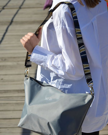 Foldable gray bag without strap